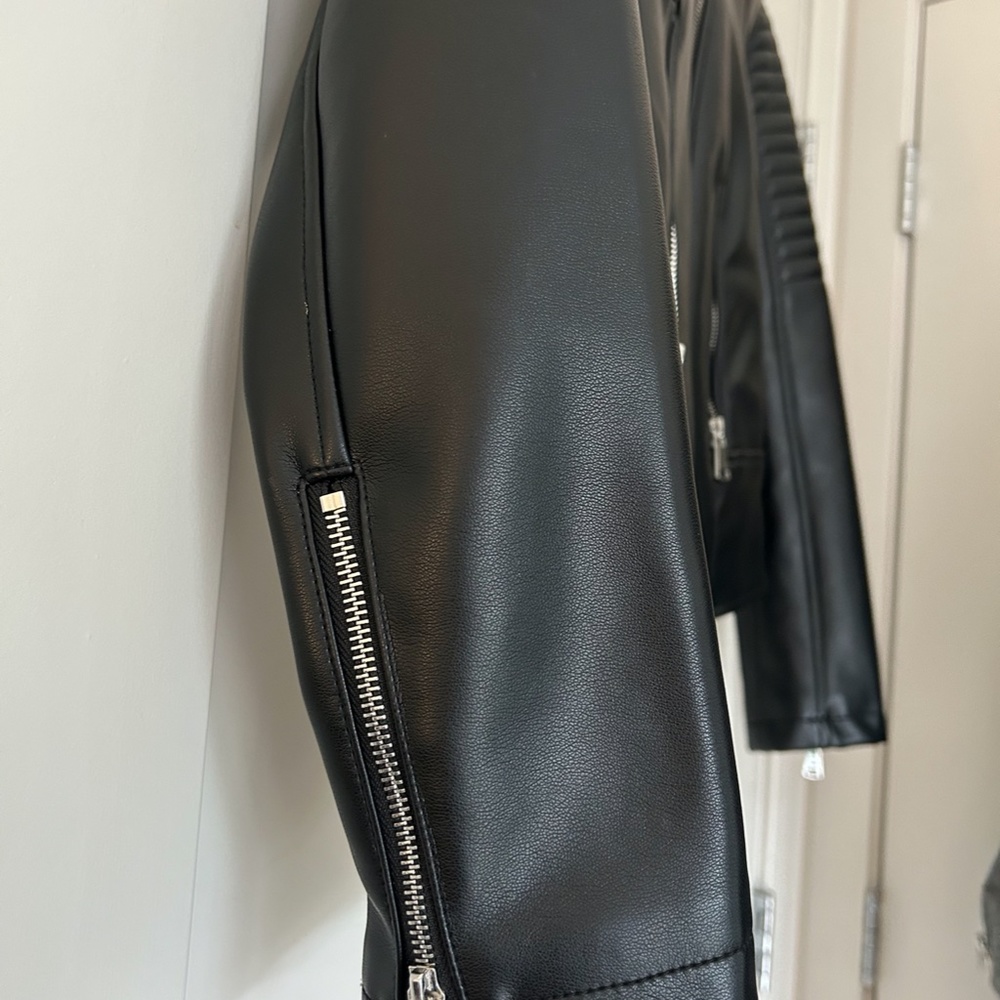 Zara Leather Jacket - Picture 4 of 5